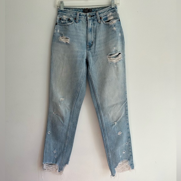 Abercrombie and Fitch mom jeans - Picture 1 of 3